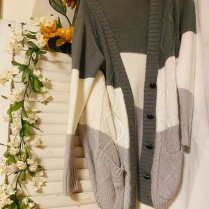 Fall sweater size medium.